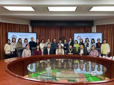 青岛老师在全国班主任能力大赛夺冠，背后有这样一支“智囊团”