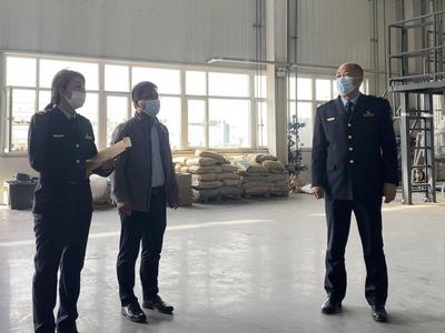 变“被动收报批”为“主动送服务”，即墨区生态环境分局提前介入精准服务企业