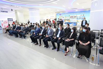 时尚体育季⑥ | 时尚体育“破圈”迸发活力，体育消费新场景精彩宜人！2022青岛时尚体育服装节开幕