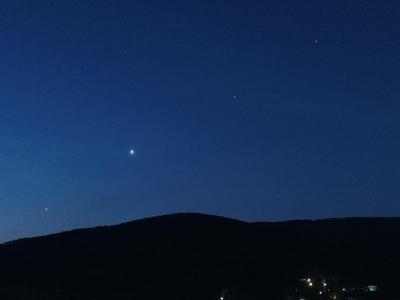 天文奇观接连上演！庐山现“四星连珠” 奇观，马上还会有“双星伴月”