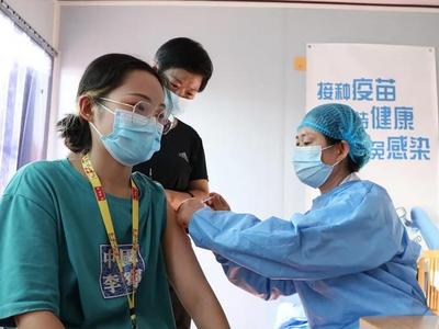 国家卫健委：全国累计报告接种新冠病毒疫苗334071.1万剂次