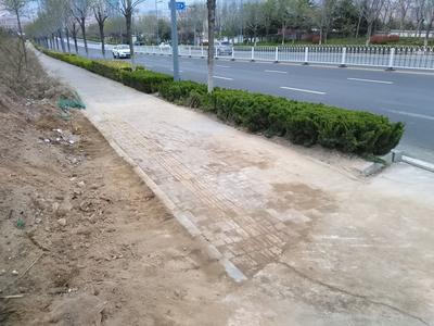 记者回访|留言后不出24小时  汉川路建筑垃圾被清理
