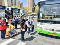 绷紧道路交通“安全弦”！青岛这个课堂不一般