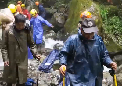 云南大理苍山最后一批失联人员已安全下山