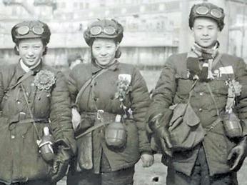 两位抗美援朝老战友72年前同框，而今共赢“硬仗”