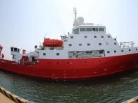 深海探测重器！“科学”号科考船完成“体检”返回青岛