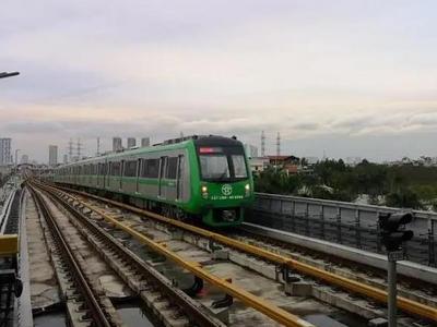 交通运输部：4月城市轨道交通完成客运量12.9亿人次