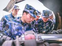  多图揭秘：在军营里“学开车”是什么体验？