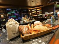 太出片了！盘点胶东国际机场里的6个网红打卡地