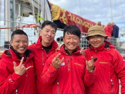 “青岛号”赛队抵达旧金山，总积分高居克利伯环球帆船赛榜首