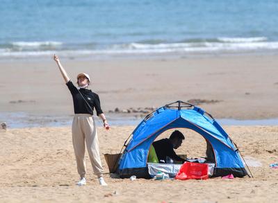 这个假期，朋友圈被帐篷“霸屏”