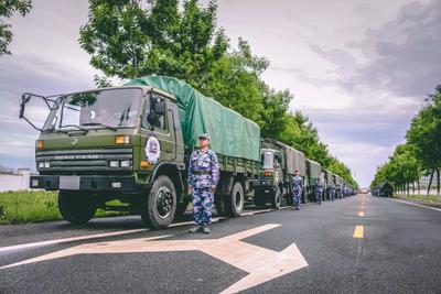  多图揭秘：在军营里“学开车”是什么体验？