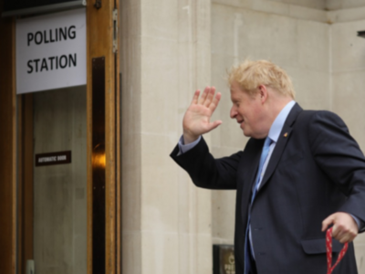 “聚会门”持续发酵，英首相被曝密会调查报告作者
