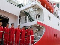 深海探测重器！“科学”号科考船完成“体检”返回青岛