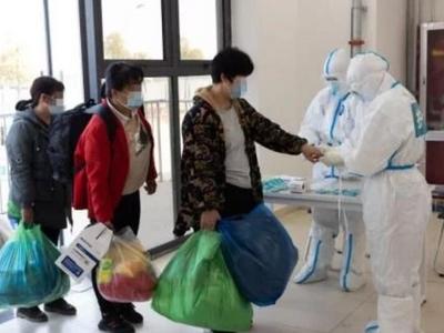 上海新增阳性感染者呈下降趋势；上海方舱在院人数降至5万
