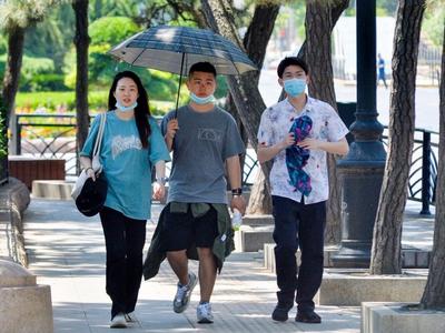 ​北方开启“烤箱模式”，地表温度突破70℃！南方梅雨上线持续到6月