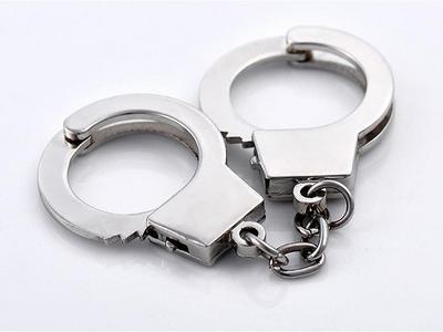 广东阳江警方抓获A级通缉令拐卖妇女儿童犯罪人员黎经发