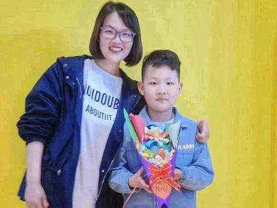 “浓情五月天，感恩母亲节”，青岛敦化路小学开展感恩教育主题活动