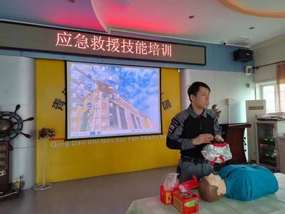 高抬双腿能抢救心跳呼吸骤停？专家辟谣：早过时了！胸外按压不要停