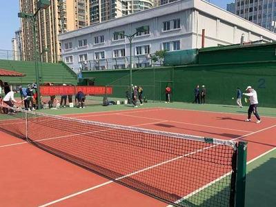 共赴这场“网球之约”，第十二届青岛市健康网球系列赛挥拍开赛
