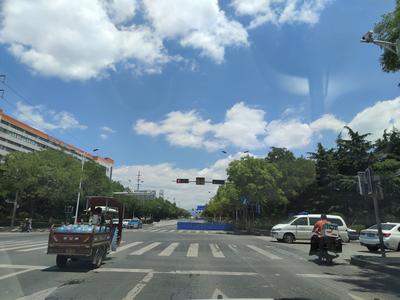 记者在现场|供热汽改水株洲路部分路段占路施工