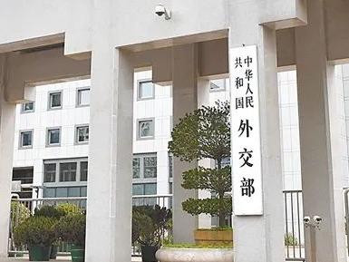 外交部：美国枪支暴力受害者数量屡创新高，平均每天有122人死于枪口之下