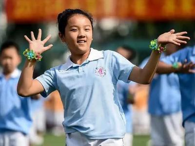 国务院：任何企业、组织和个人不得向未成年人提供文身服务