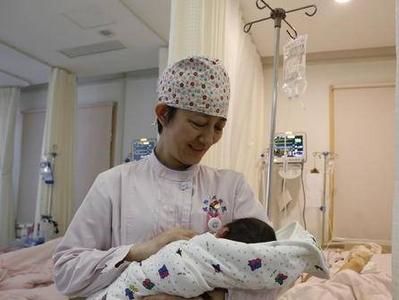 德耀岛城·礼赞模范｜11天带队完成近50万人次核酸采样，“最美护士”徐梅获评“山东好人”
