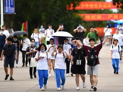 祝金榜题名！全国21地公布高考查分时间
