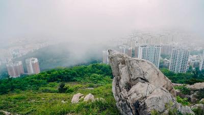 着实有点仙！这是今天云雾缭绕的浮山