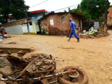 巴西伯南布哥州强降雨遇难人数升至126人，9302人被迫疏散