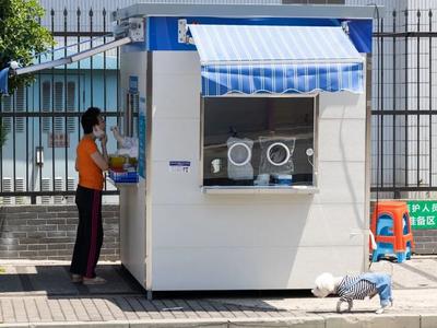 怎样解决核酸检测排队长、结果出具慢等问题？国家卫健委回应！