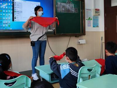 童心向党，市北实验初中小学部开展队前教育