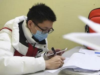 不同软件得出录取概率存在差异，教育专家：AI不是填报志愿的神器