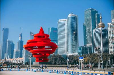 企业“引领支撑”，加快打造现代产业先行城市