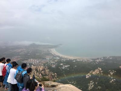 端午小长假第二天，3.1万余游客冒雨游览“海上仙山”