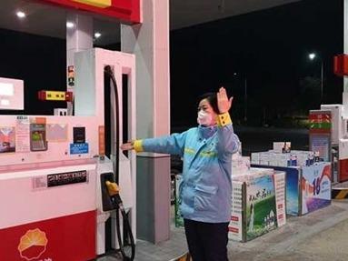 今晚油价再上调！汽、柴油每吨提高390元和375元