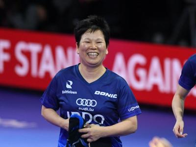 华裔乒乓球运动员倪夏莲获卢森堡“橡树皇冠”勋章