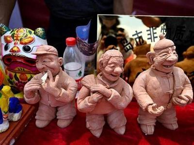 进高速公路服务区、进景区、进商超……首批山东手造旗舰店亮相