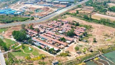 建成后预计实现年产值5.1亿元，西海岸新区藏马镇集中开工投产10个重点项目