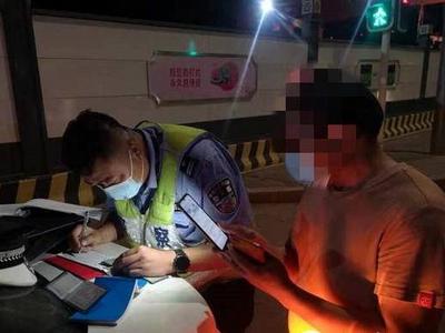 一个都不能多！青岛开发区交警严查车辆超员，消除道路安全隐患