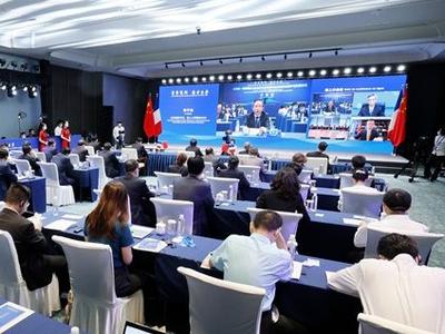 山东省—布列塔尼大区友好交流年暨中法地理标志保护与发展论坛开幕