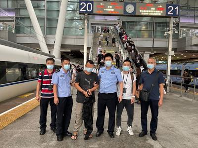 国家移民管理局：“捕蛇”行动抓获在逃“蛇头”192名