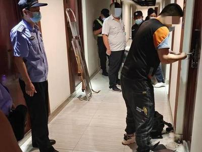 男子服药轻生命悬一线，城阳民警争分夺秒营救