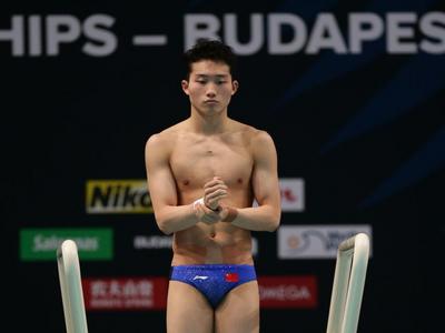 本届游泳世锦赛个人第三金！王宗源称霸男子1米板