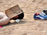 来浴场洗海澡？亮出你的“遮阳神功”