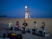 海浪、清风……这里的“夏夜”浪漫迷人