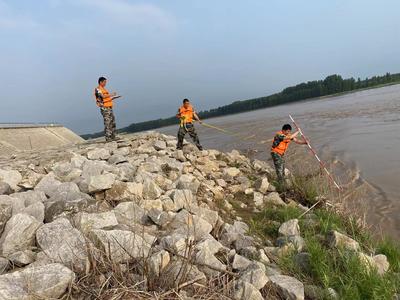 山东“智慧治河”：防汛新装备列阵黄河边