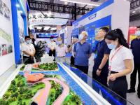 大咖云集、智慧看展、科技互动......宜博会现场镜头来啦