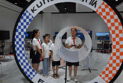 一天最多接待1300多名孩子，青岛这处海洋科普基地让暑期更具科技范！